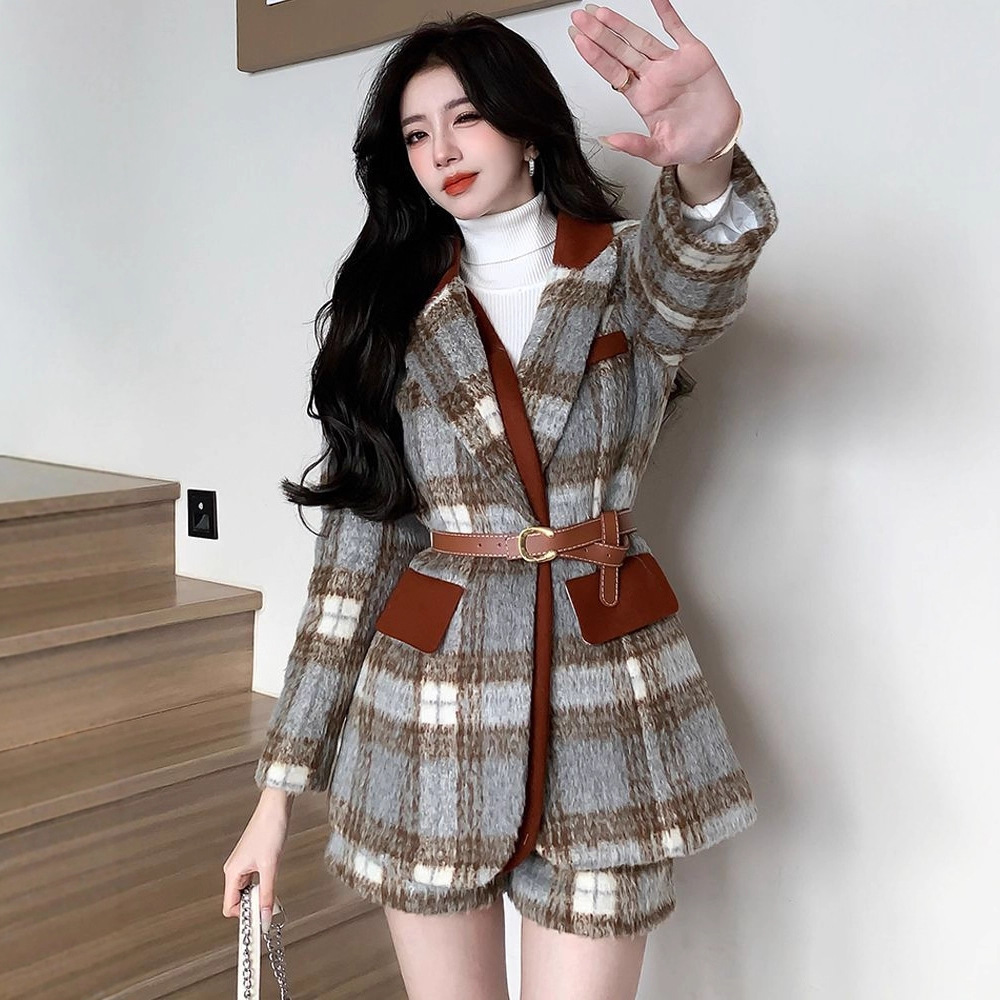 复古格纹ins风毛呢收腰小西装外套女秋冬韩系千金气质短裤两件套