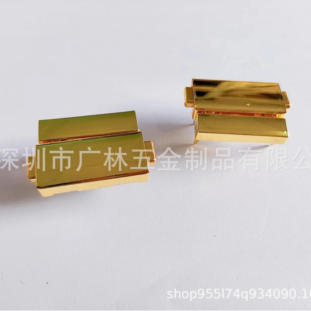 厂家供应 无孔小号铁皮双边按锁 33*25化妆盒皮盒挂镀锁扣 插脚铁
