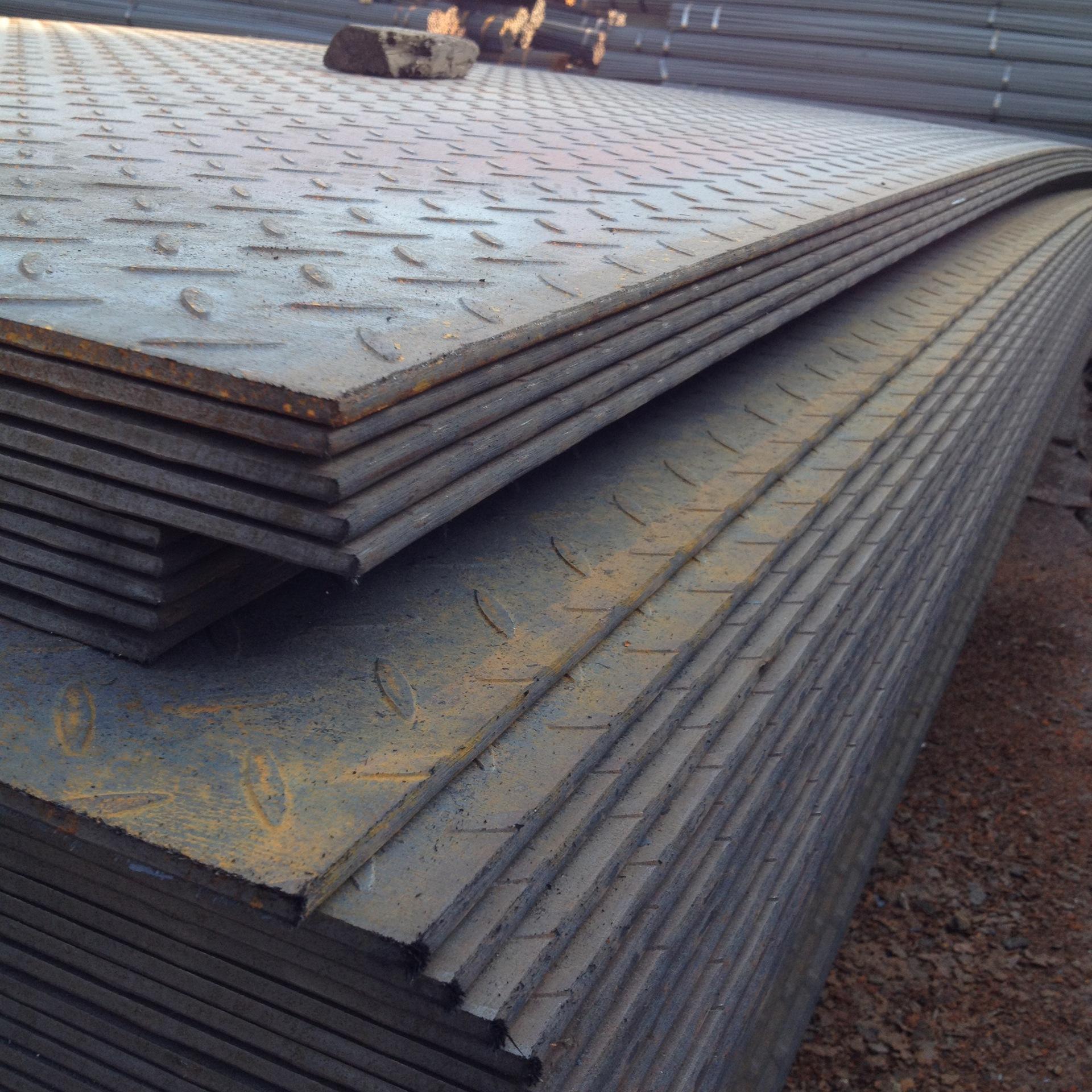 成都现货批发Q235B花纹板扁豆型表面防滑板规格齐全厂家直销