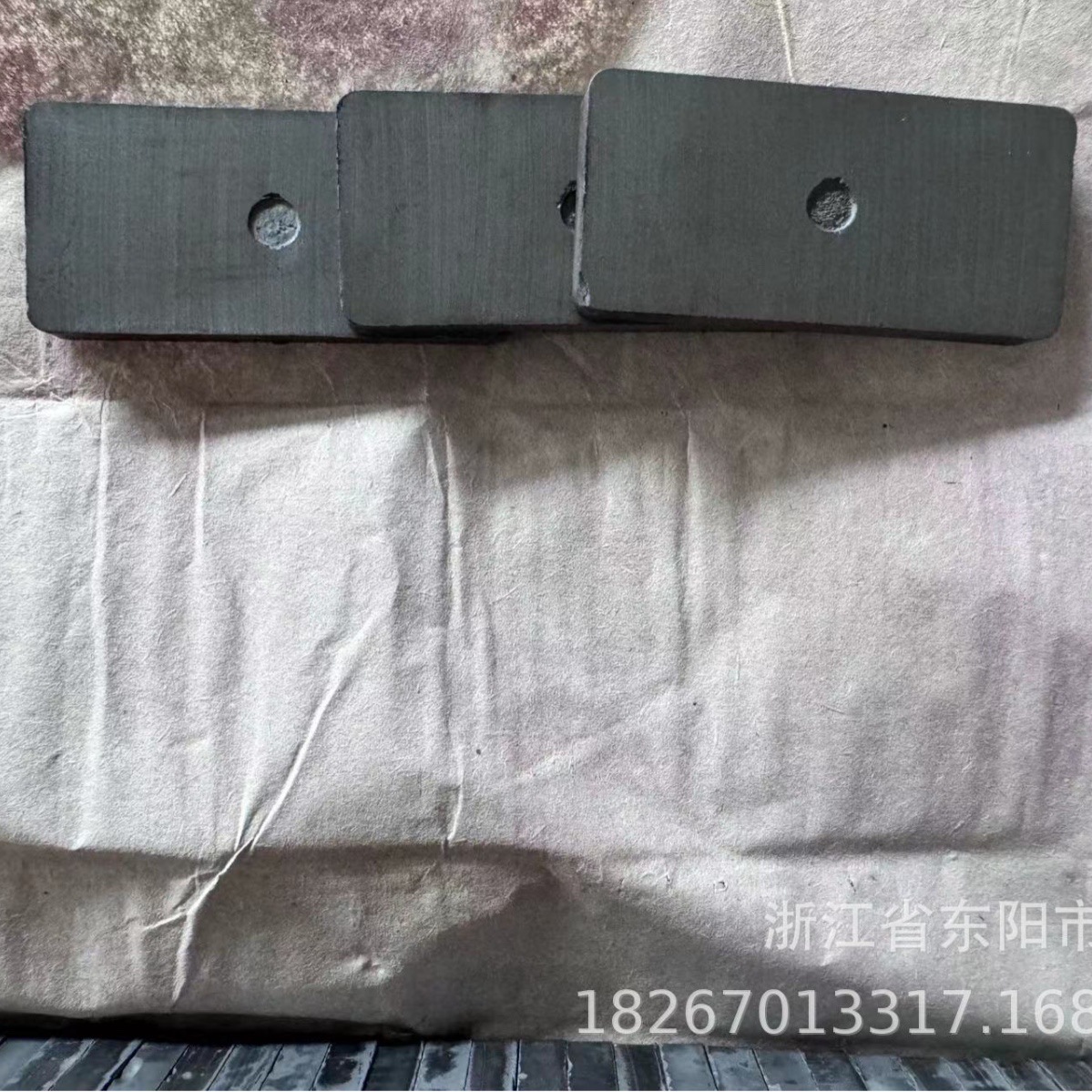 48x22x5mm,47*22*5mm磁铁方块，铁氧体方形切割，尺寸可改磁块