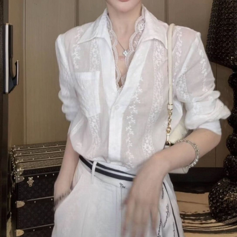 New French-Style Lace Commuter Shirt, Simple Korean Version, Loose Fit, Creative Shirt for Young and Middle-Aged People, Fall 2025 New French-Style Lace Commuter Shirt, Simple Korean Version, Loose Fit, Creative Shirt for Young and Middle-Aged People, Fall 2025