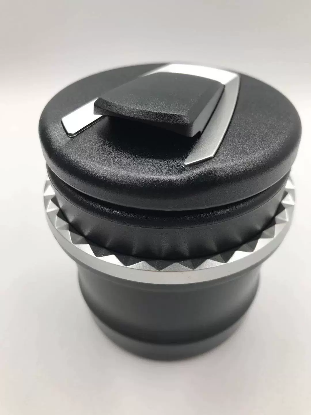 Ashtray with light