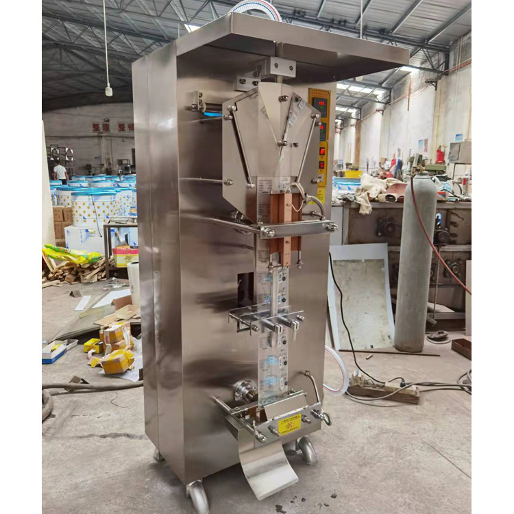 全自动液体包装机 500克汽水灌袋机 酸奶液体封口机