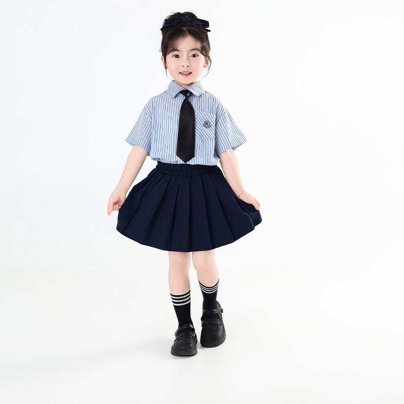 7169 traje de hermano y hermana 2025 verano nuevo estilo estilo universitario camisa de manga corta estilo occidental ropa de verano para niños de dos piezas de moda