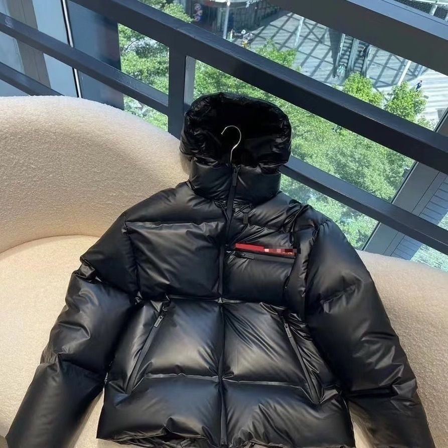 欧洲冬季潮牌御寒蓬松羽绒面包休闲连帽短款棉服男女其他品牌现货