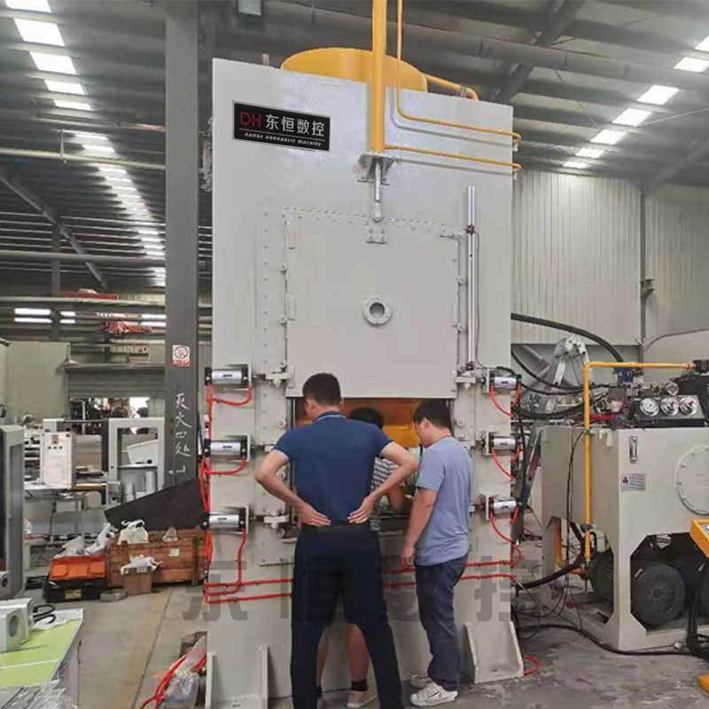 石墨烯液压机导热膜平压机1000吨多层散热贴导热片层压压力机