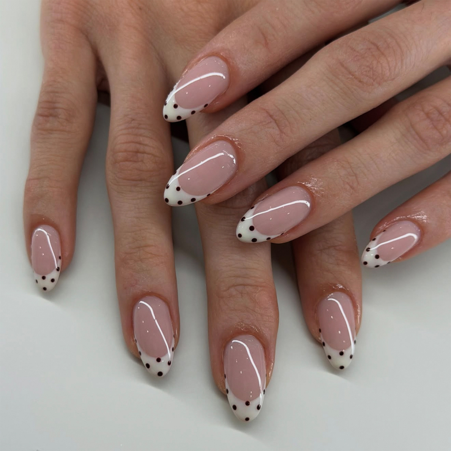 Le Fan Nail Art: Niche Off-White Polka Dot French Style Wearable Nails, Almond Nails, Fresh and Girly, Gentle Commuter Nails