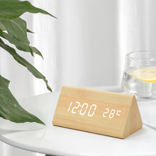 LED创意木头钟智能数码时钟 静音温度数显床头钟桌面摆件闹钟表