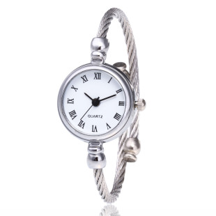 CHIC�L�b��ֱ�Ů�W�����Cʽ�_�ڕr���n�溆�s�͹���ˇС�����ֱ�