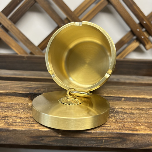 Brass ashtray with cover, anti-fly ash metal, pure brass ashtray, vehicle-mounted, office, home living room