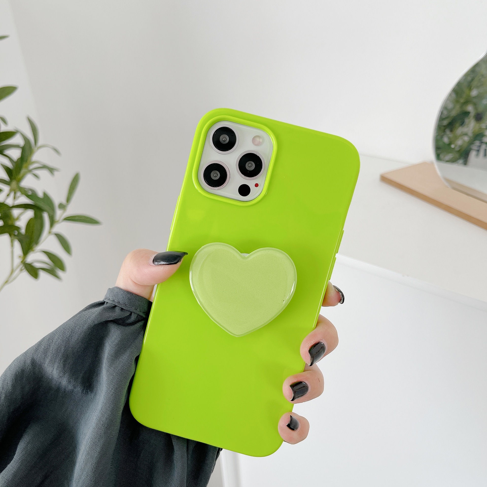 50g Weight Purple, Red, Green, Yellow Color Nihaojewelry Wholesale Accessories Simple Jelly Color Heart Bracket Mobile Phone Case 3