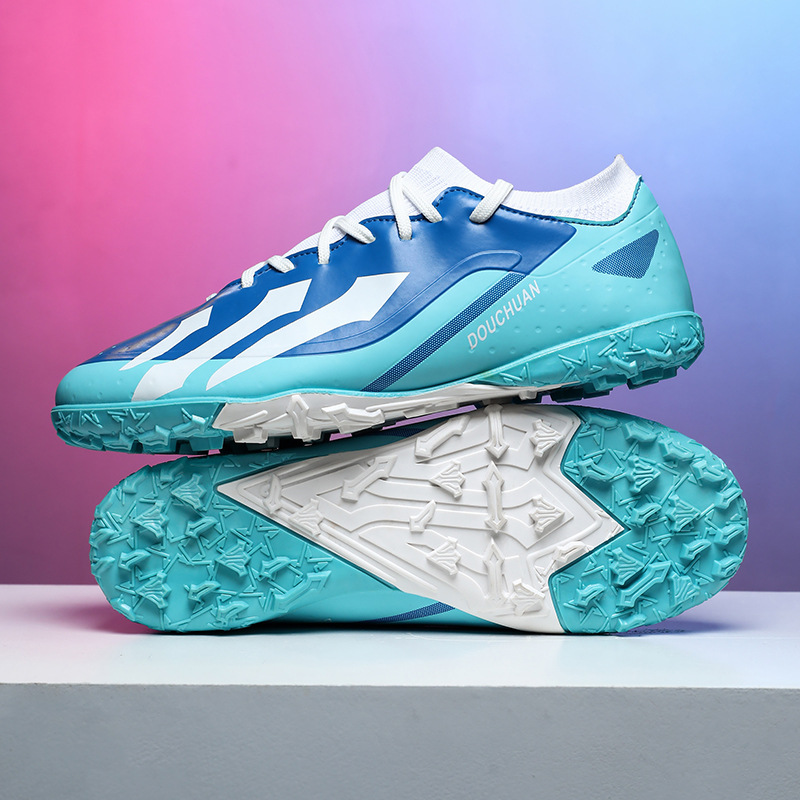 Transfronterizos nuevos TF zapatos de fútbol de clavos varones adultos AG zapatos de entrenamiento deportivo zapatos deportivos juveniles al por mayor