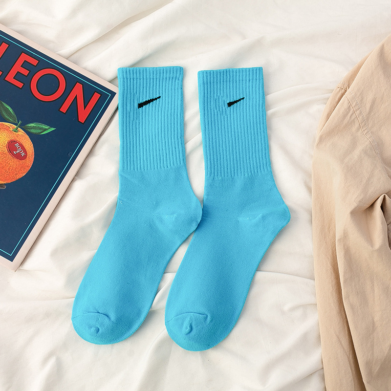 Calcetines de media pantorrilla para mujer, verano, algodón puro multicolor, resistentes, ideales para baloncesto