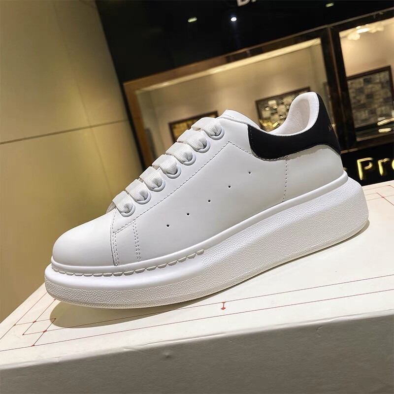 European Station MQUEEN McKunda White Shoes Fall/Winter 2022 New Star Casual Thick-soled High-heeled Shoes