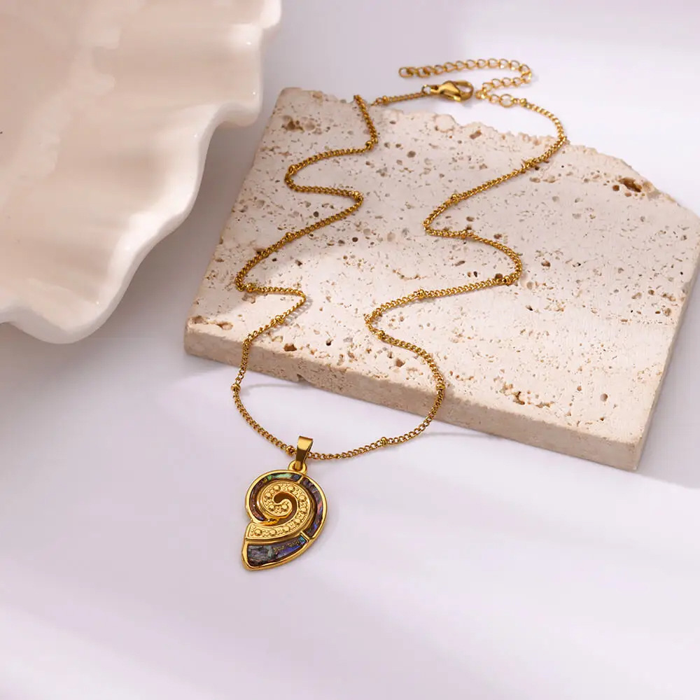 1 Piece Quantity PVD Coated Real Gold Plated Tortoise Starfish Conch 304 Stainless Steel Vintage Style Marine Style Waterproof Non Tarnish 304 Stainless Steel Lobster Trigger Clasp Closure Pendant Necklace