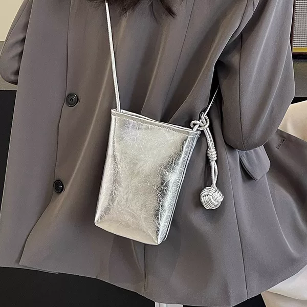 High-End and Stylish Mobile Phone Bag for Women Cross-Body 2025 New Summer Mini Small Bag Walking Key Bag Shoulder Bag