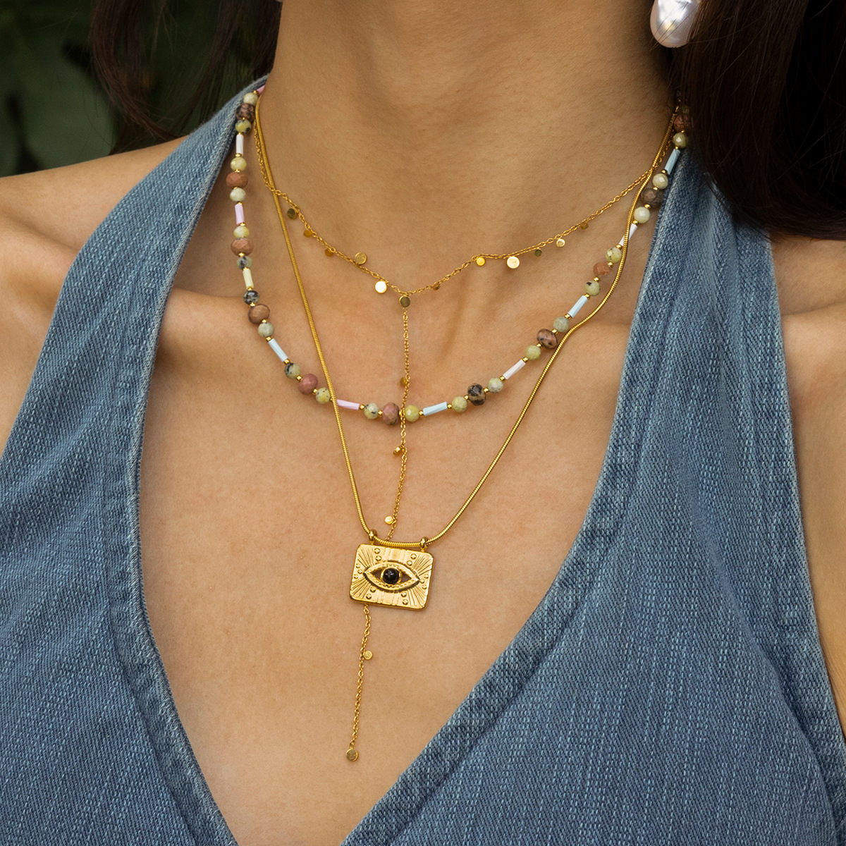 Collar de acero inoxidable de estilo europeo y americano, lujo ligero, estilo de moda de alta calidad, collar de colgante de ojos de diablo, moda para mujeres cool