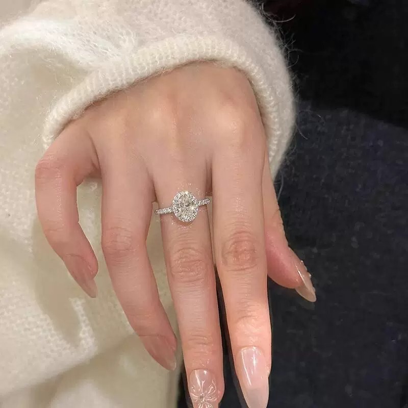 Sparkling Oval Zircon Pigeon Egg Ring for Women, Niche Design, Light Luxury, High-End Feel, Unique Index Finger Ring Sparkling Oval Zircon Pigeon Egg Ring for Women, Niche Design, Light Luxury, High-End Feel, Unique Index Finger Ring
