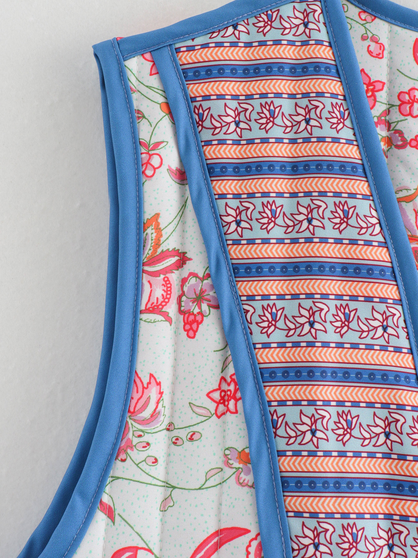 2024 Herfst/Winter Nieuw Product Dames Gepersonaliseerde Dubbelzijdig Bedrukte Katoenen Jas Vest w089 9010_voghion.com