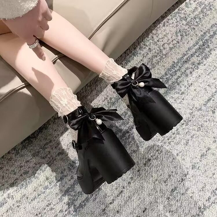 厚い底の靴のウェディングの神器のビスケットの靴の四季の8cmは高くなります。|undefined