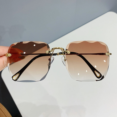  New Frameless Cut Edge Square Sunglasses for Women Korean Style Internet Celebrity Round Face No Makeup Sunglasses Gradient Film Trend
