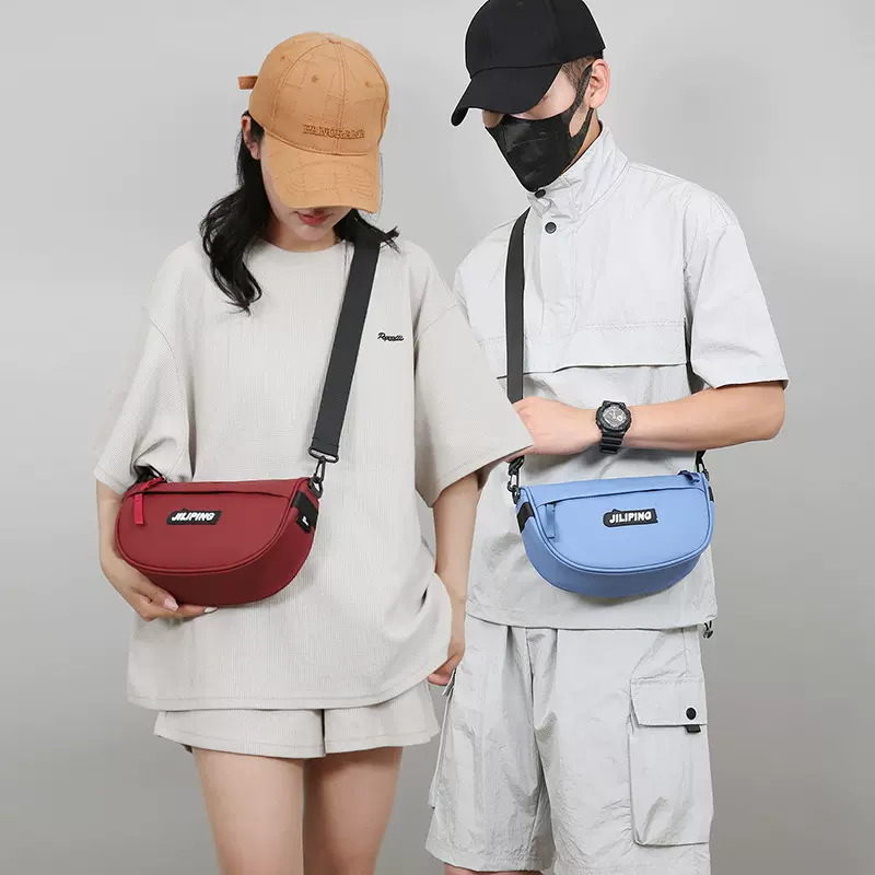 宽肩带单肩马鞍包时尚简约日韩小包包2026新趋势斜挎包情侣手机包