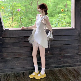 法式甜美時尚氣質不規則蕾絲拼接背心連衣裙女夏季收腰蓬蓬短裙子