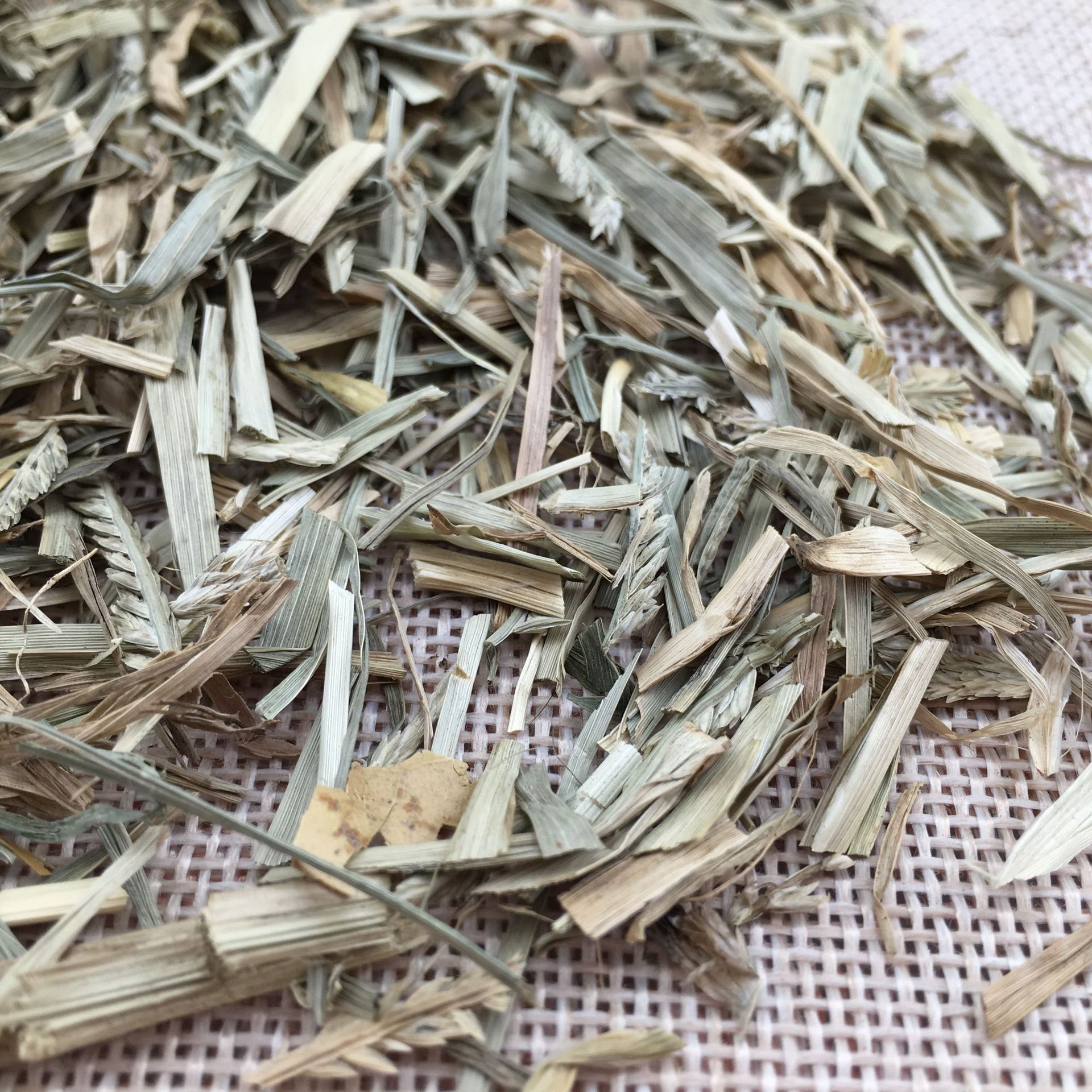 Goosegrass Herb Niu Jin Cao Dried Whole Grass 500g Bulk Raw Herbal Material quality and texture