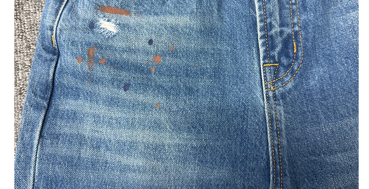 Högmidjade flare jeans för kvinnor blå med graffiti tryck_voghion.com