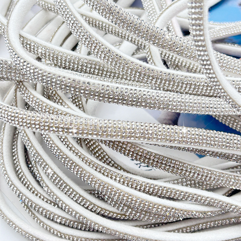 Correa de diamantes cuerda de diamantes accesorios de joyería de bricolaje tira de cordón decoración de lazo cordón accesorios de ropa diamantes de imitación en caliente núcleo de algodón