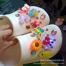 吸管;鞋辅件;书签