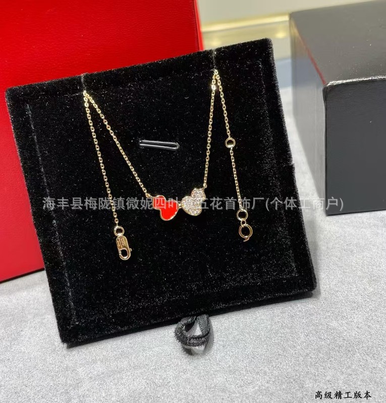V金高級版ひょうたんネックレス、厚めの18Kローズゴールドメッキ、天然レッドカルセドニーと白蝶貝のペンダント、ダイヤモンドをあしらったダブルひょうたん|undefined