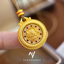 秋冬新款拉丝纹点钻微镶瑞麟罗盘吊坠沙金长款毛衣链旋转小龙罗盘