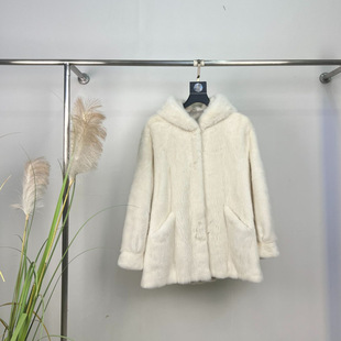 �������¿�ˮ�����L������Ů�����Bñ��Ƥ���¸��ݕr�б�ůQD005