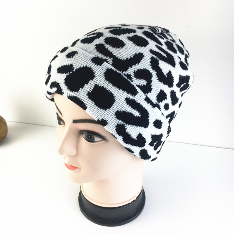 Unisex British Style Color Block Eaveless Wool Cap display picture 3