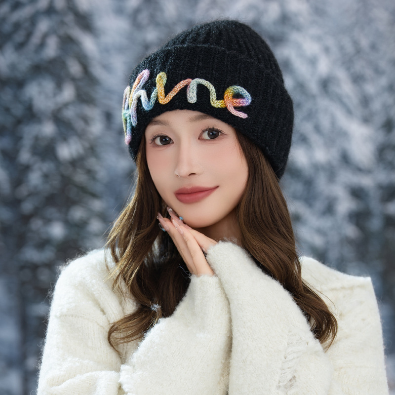 帽子女秋冬季彩色线条保暖针织帽韩版百搭大头围套头帽户外防寒帽|undefined