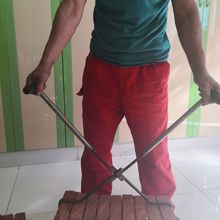 多功能省力长杆双把手可调试,红砖,水泥砖标砖1—9块随意大砖夹