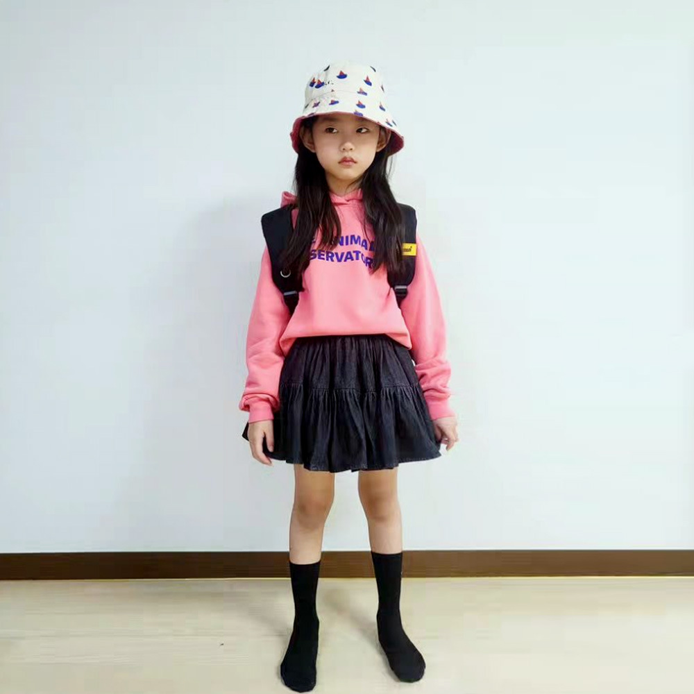 24251 短裙zzx1.jpg