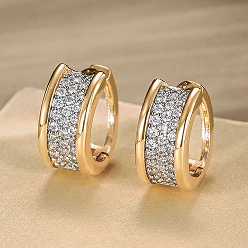 Boucles d'oreilles créoles en zircon haut de gamme chic_voghion.com