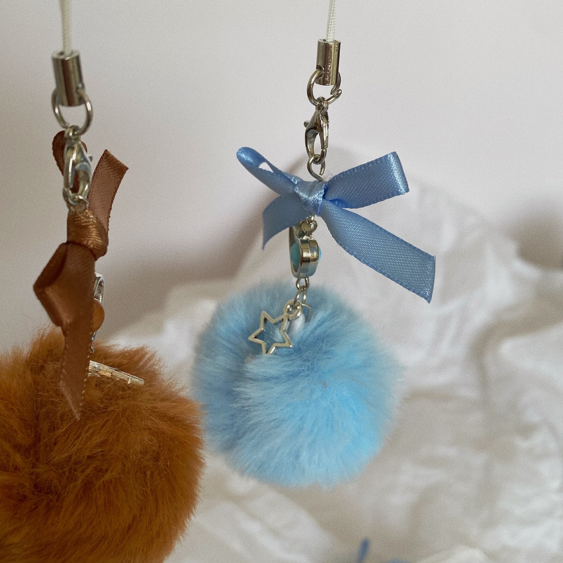 Cute Bow Knot Seto Fur Pom Poms Mobile Phone Chain Keychain display picture 10