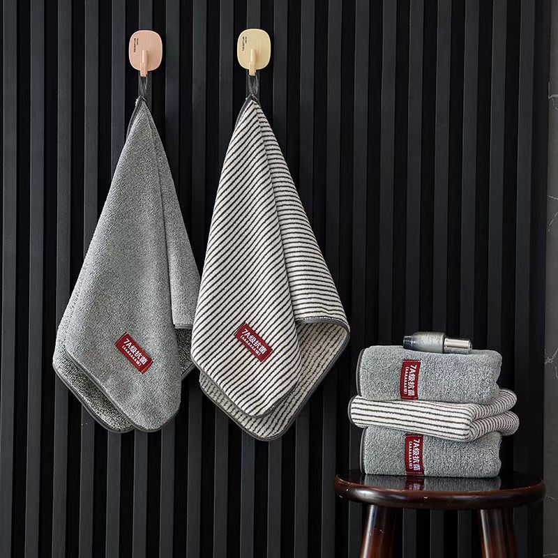 7A antibacterial coral fleece men's towel for washing face and bathing, quick-drying, soft, absorbent, and lint-free, thickened for home use 7A antibacterial coral fleece men's towel for washing face and bathing, quick-drying, soft, absorbent, and lint-free, thickened for home use