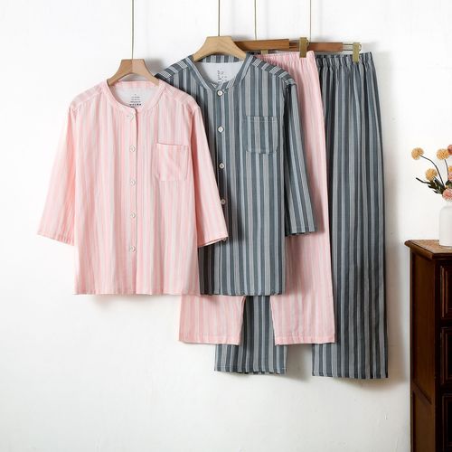 Japanese minimalist pure cotton couple's pajamas double-layered gauze men and women spring and summer thin striped home clothes set