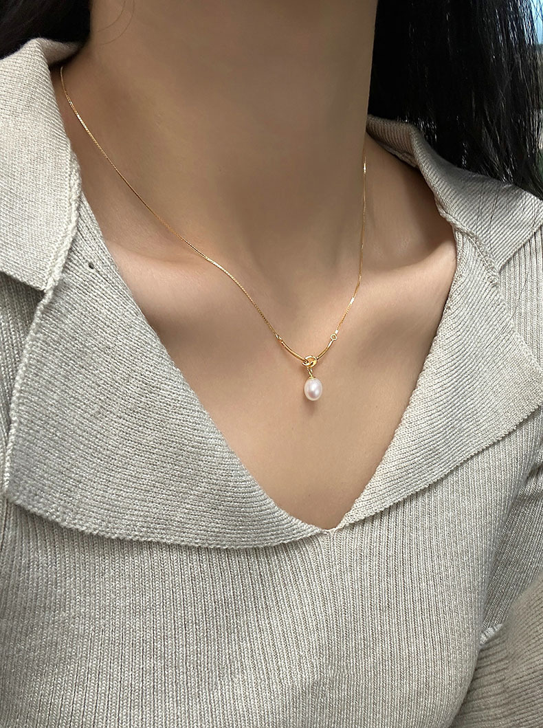 Geometric Pattern 925 Sterling Silver Freshwater Pearl Geometric Pendant Necklace