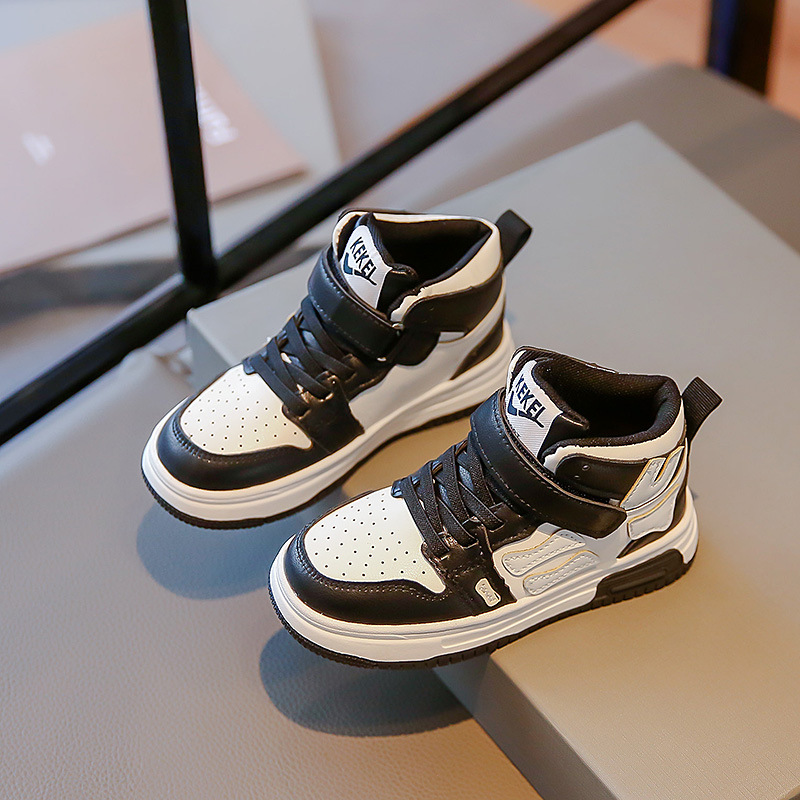 Barn högtopp sportsko Trend 2023 Höst Ny Student Läder Panel Sh för pojkar och flickor Halkfri Casual_voghion.com