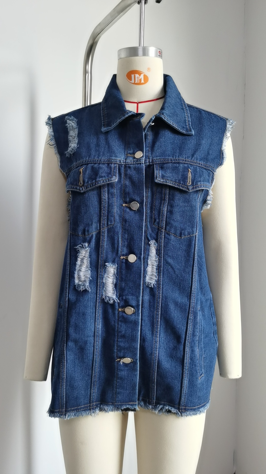 be102b614c30b6c33ee1f5d1764d23