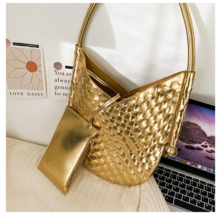 Women's Medium Pu Leather Solid Color Basic Vintage Style Weave Open Underarm Bag display picture 28