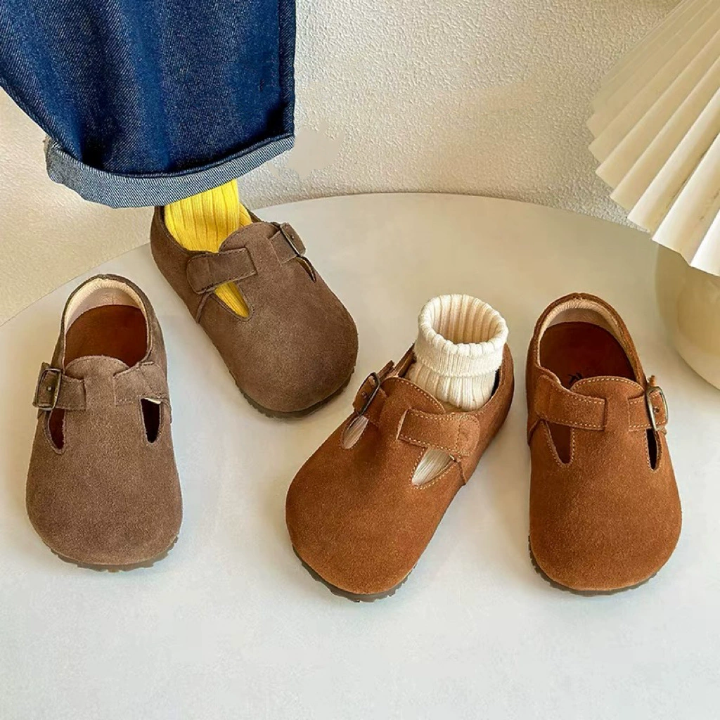 Корейская версия детских ботинок Birken 2024 осенние и зимние туфли для девочек маленькие кожаные ботинки для мальчиков в британском стиле