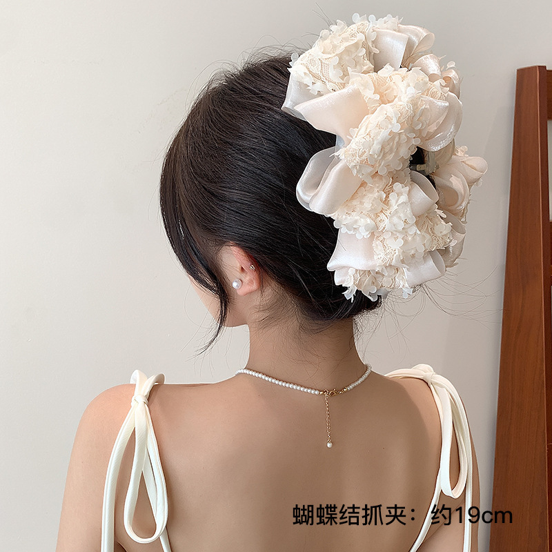 2 flores de encaje de doble capa de arroz blanco