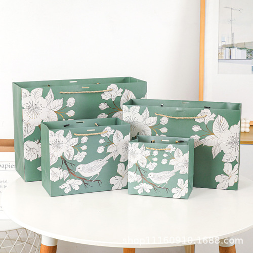 Mid-Autumn Festival gift bags, classical handbags, paper bags, cheongsam packaging bags, clothing store bags, clothing bags