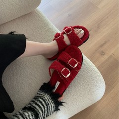 法式增高毛毛拖鞋女2025新款红色羊羔毛双扣带露趾厚底勃肯凉拖
